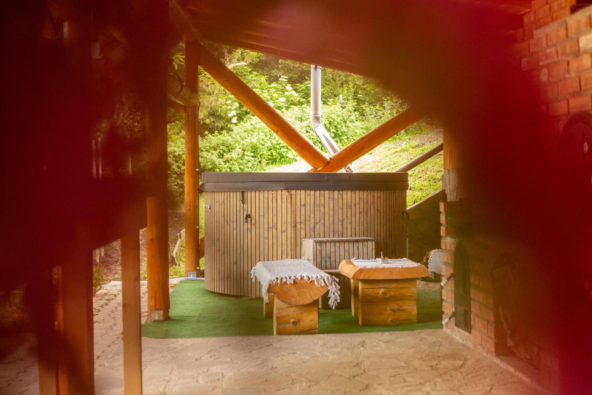 Casa Rumelia Paltineni ภายนอก รูปภาพ
