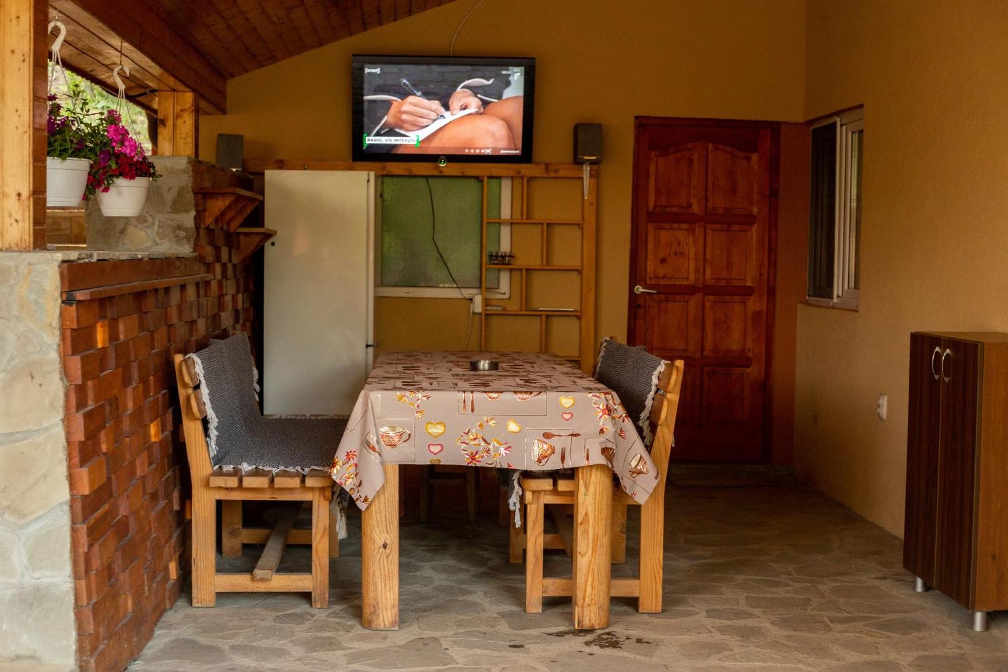Casa Rumelia Paltineni ภายนอก รูปภาพ