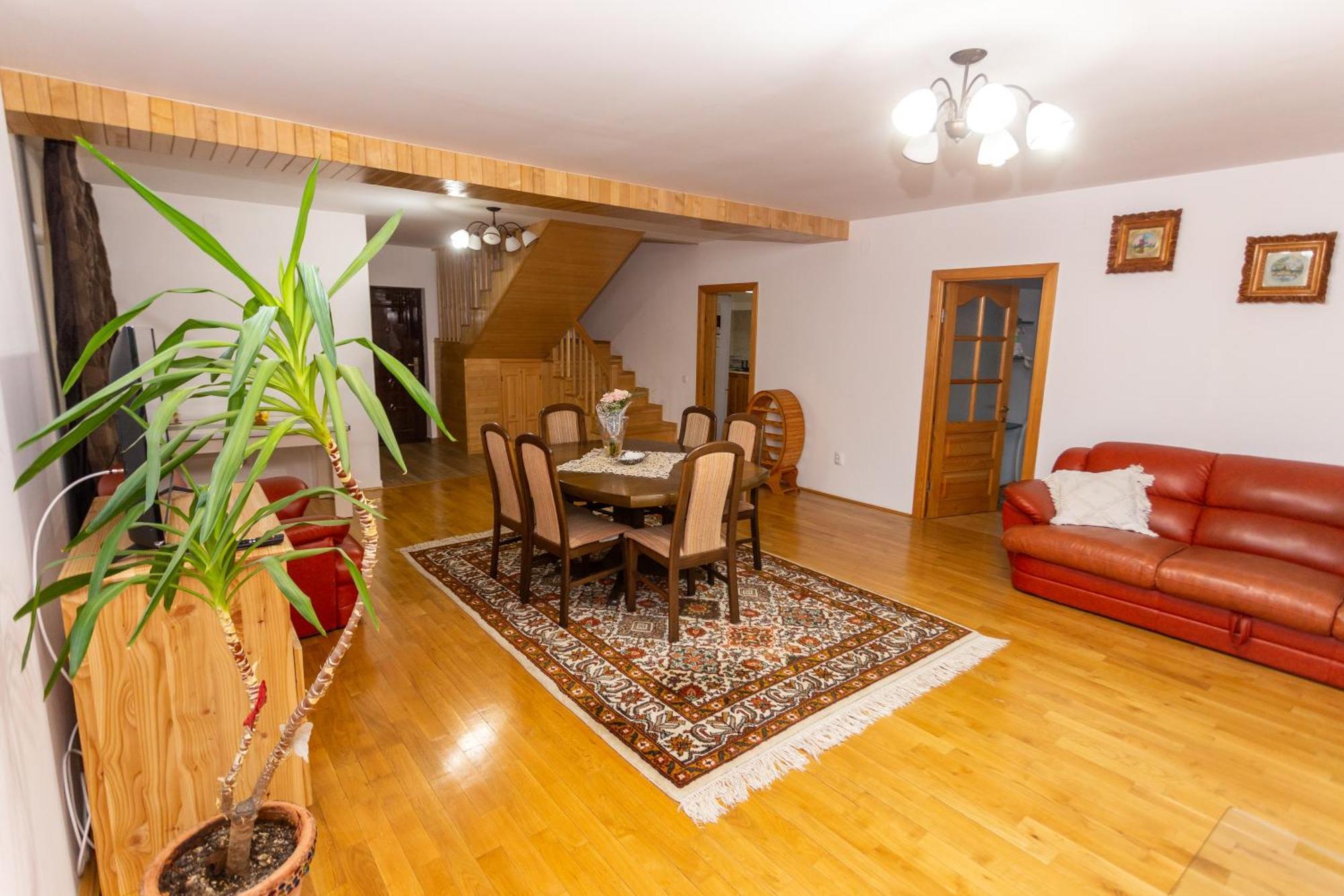 Casa Rumelia Paltineni ภายนอก รูปภาพ