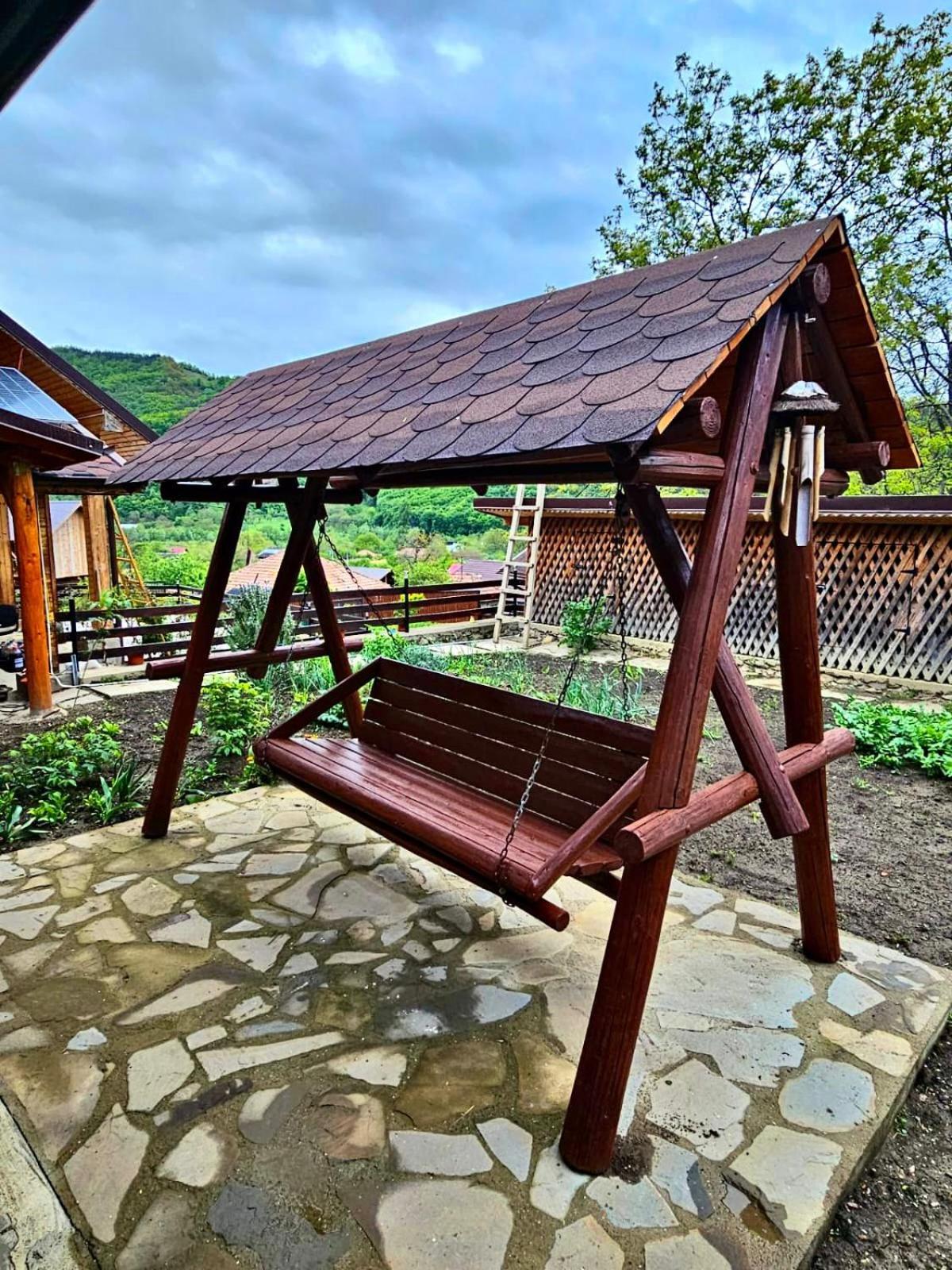 Casa Rumelia Paltineni ภายนอก รูปภาพ